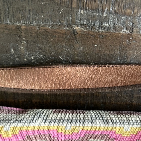 Fossil Explorer Aztec fold over bag/purse - Picture 7 of 16